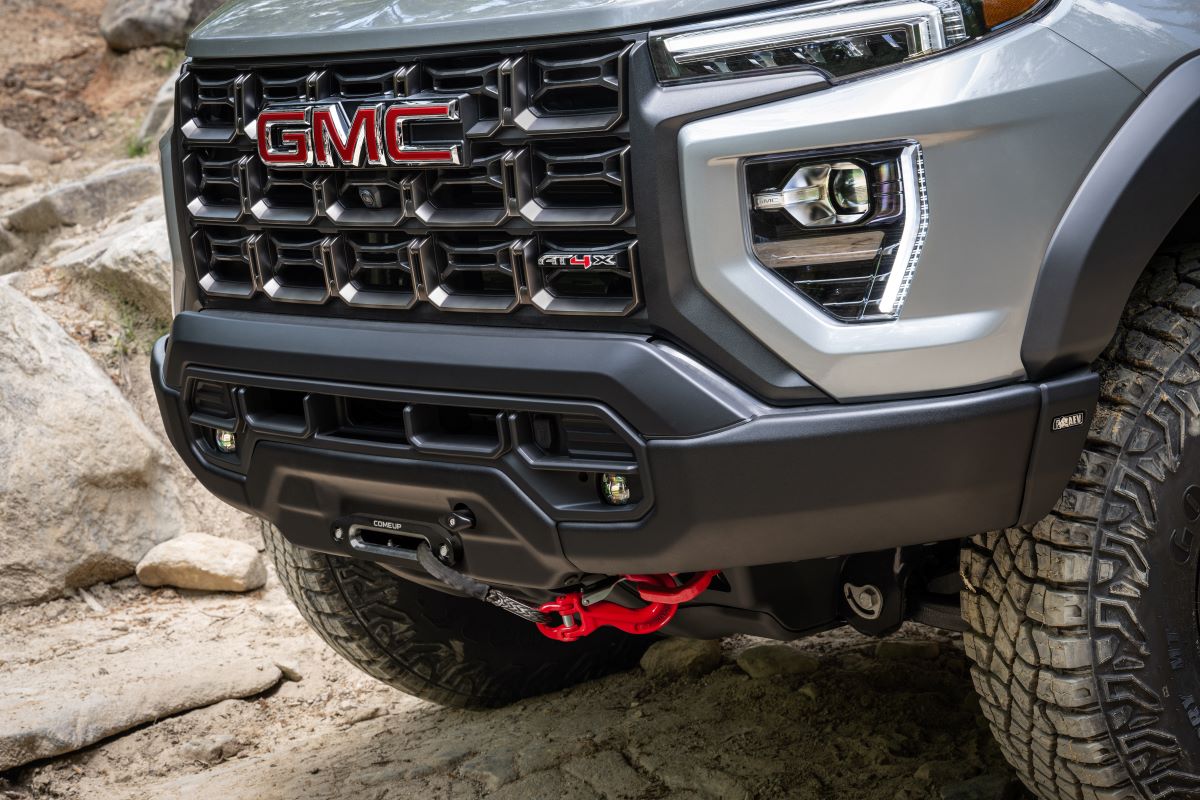 The 2024 GMC Canyon AT4X AEV Edition debuts with more aggressive ...