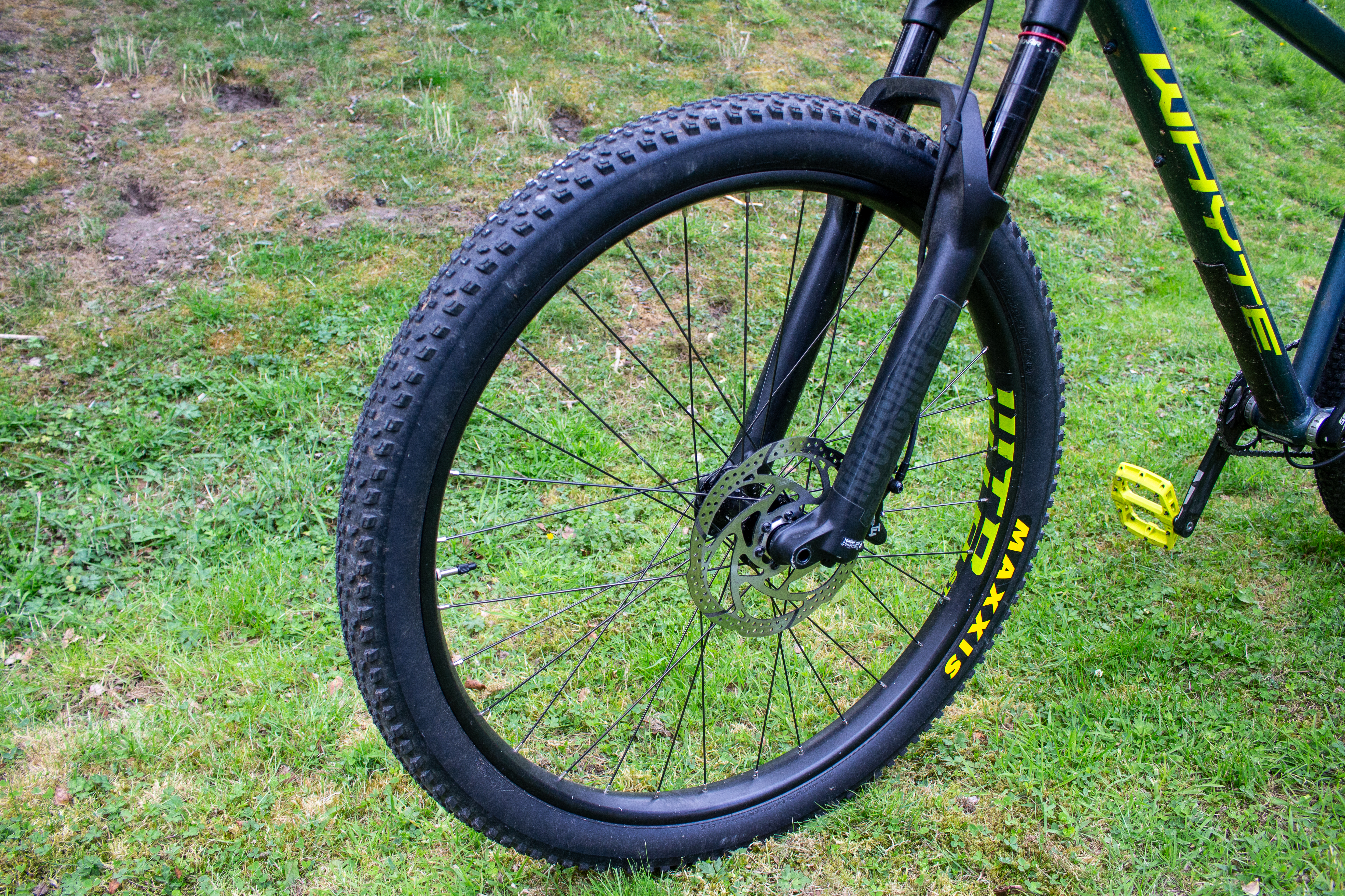 check-your-mountain-bike-is-trail-ready-with-the-m-check-method-the