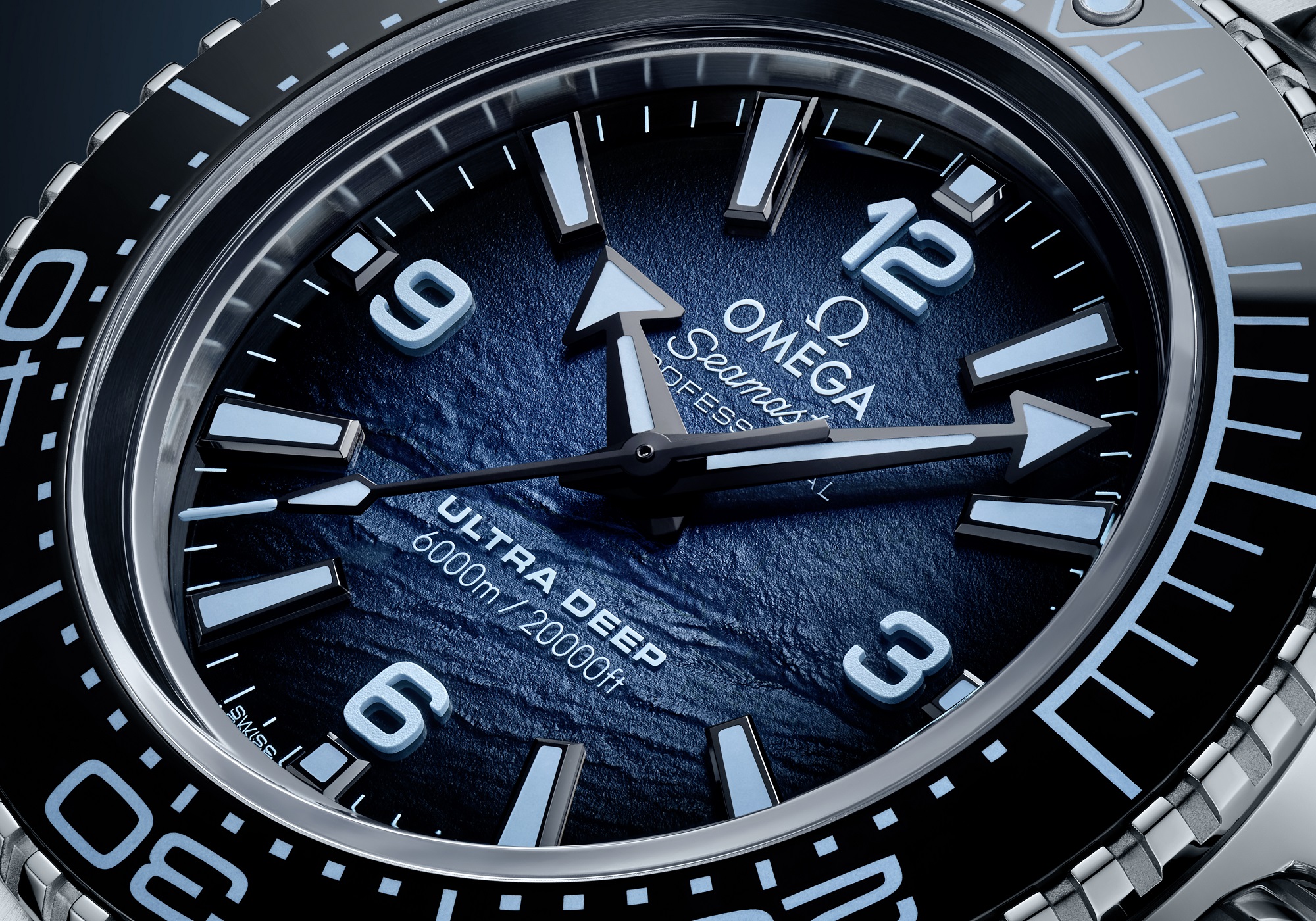 How to Use the Omega Seamaster 300M Clasp | SwissWatchExpo - YouTube
