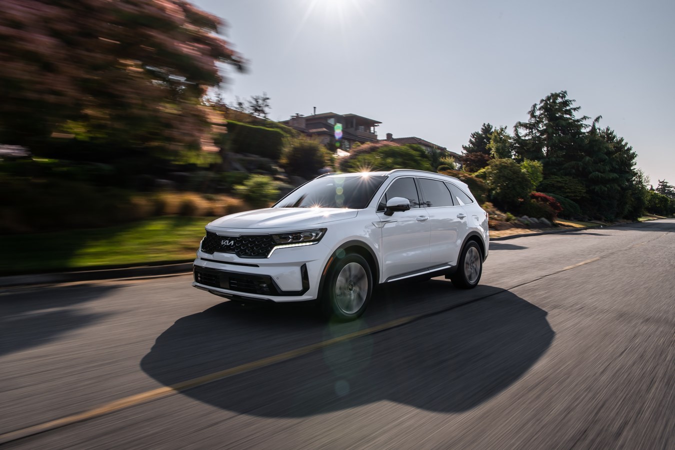 white 2021 Kia Sorento PHEV SUV