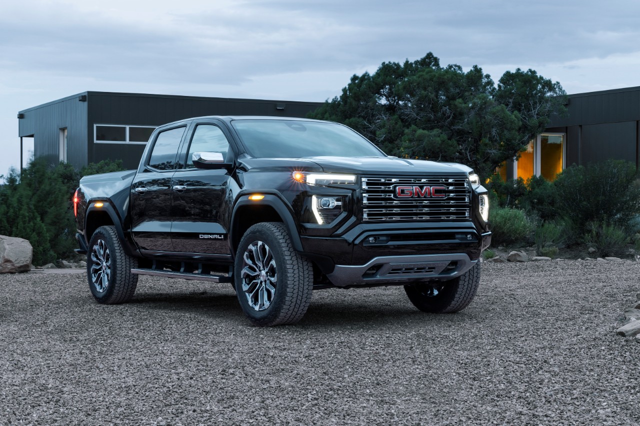 Review The GMC Canyon Denali handles both offroading driving and