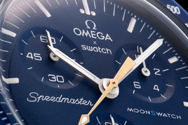 How to Polish and Remove Scratches from your Omega x Swatch Watch