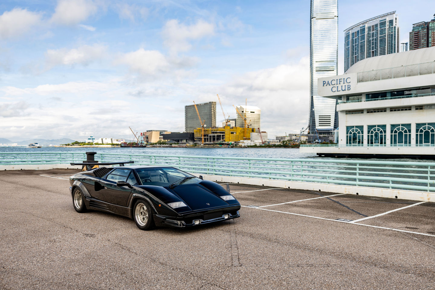 1989 Lamborghini Countach 25th Anniversary front 3/4 view black