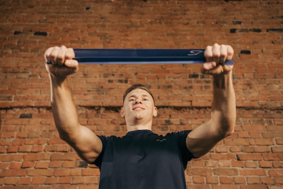 Expert reveals the best way to build muscle with resistance bands