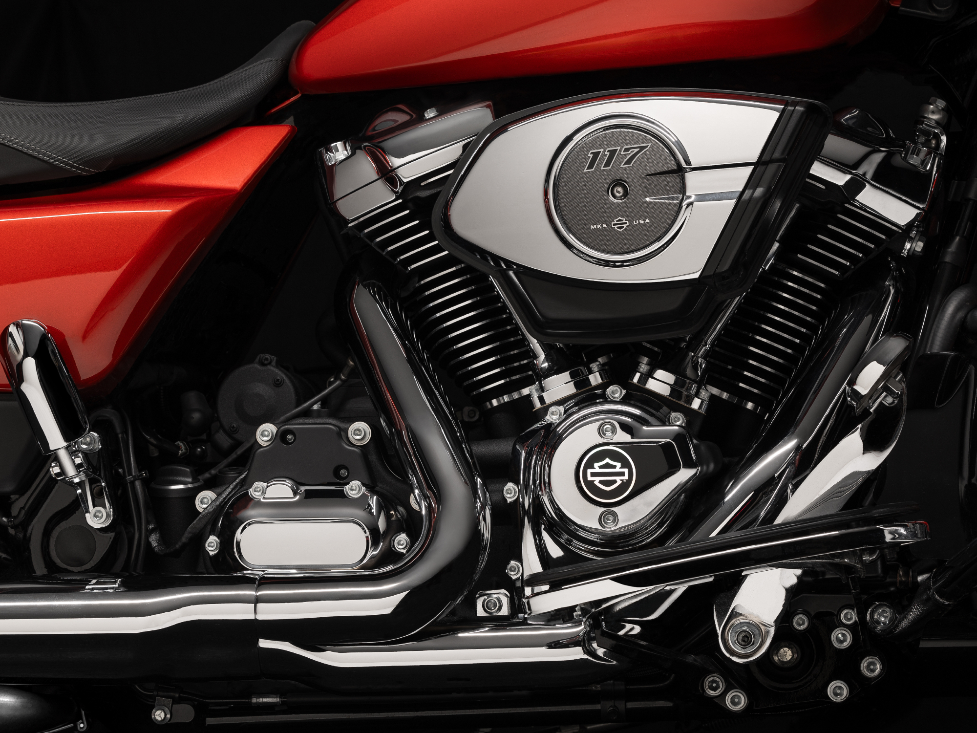 Harley Davidson features four new motorcycles Street Glide Road