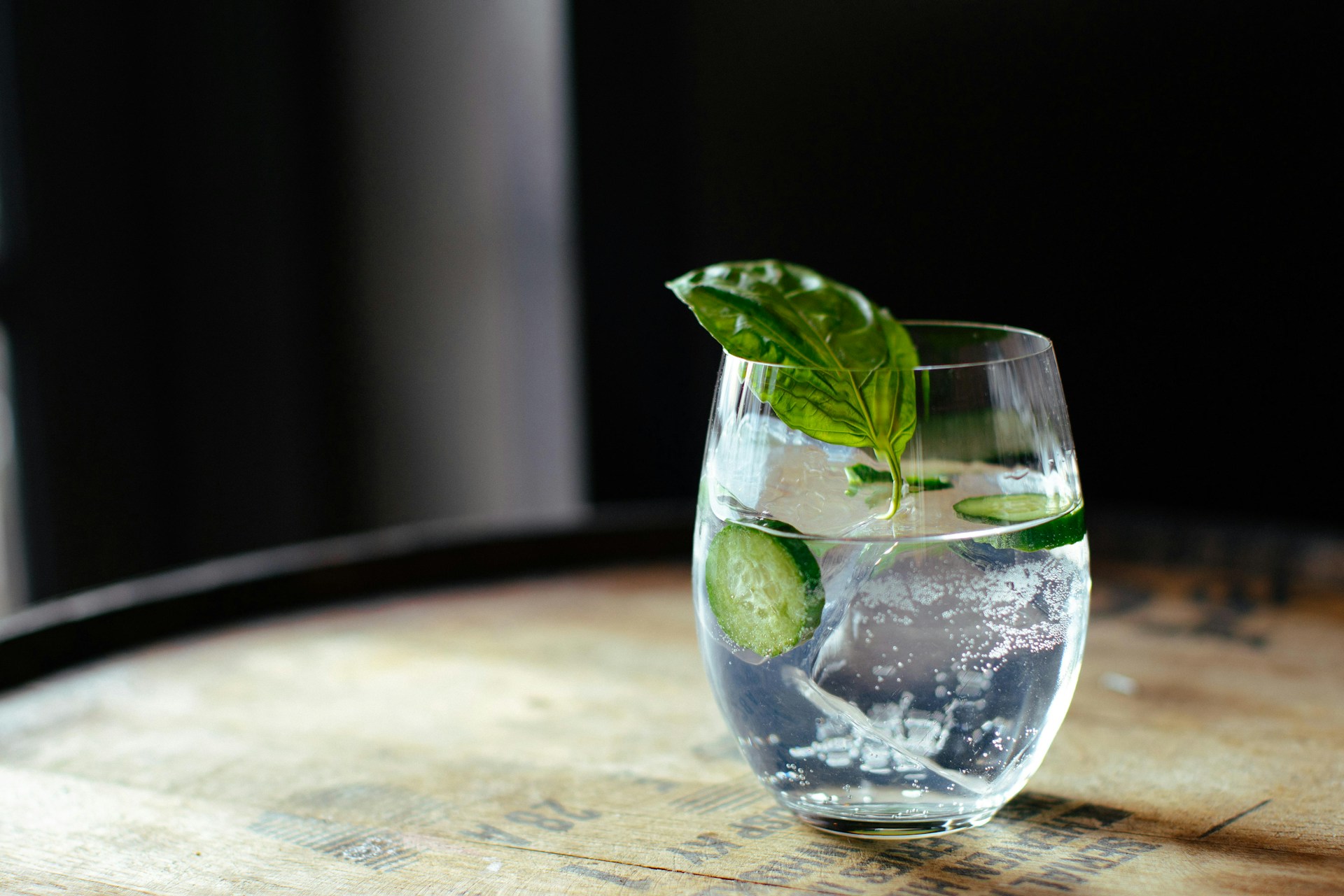 The Differences Between Gin And Vodka, Explained - The Manual