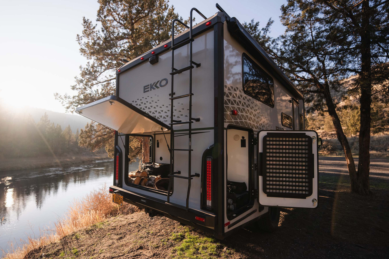 Winnebago reveals the Ekko Sprinter, a camper van with more off-roading  capability than ever - The Manual