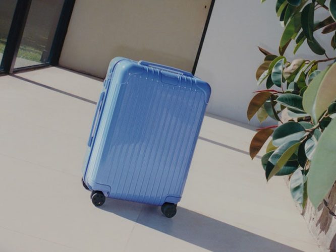 Rimowa vs away luggage online