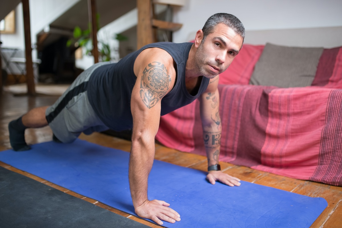 yoga mat plank