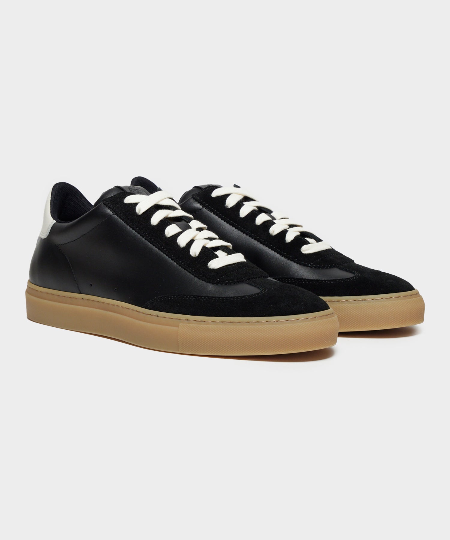 Todd Snyder Low-Top Sneaker in Black