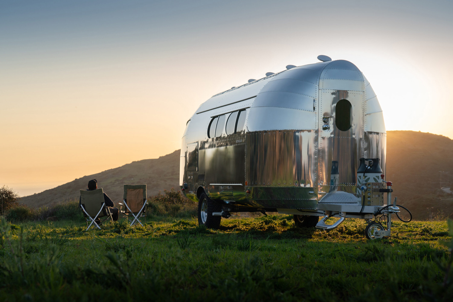 Bowlus debuts the allnew 2025 Rivet travel trailer, and it's a retro