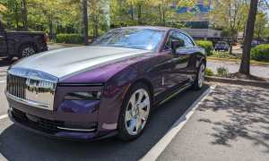 Rolls Royce Spectre front