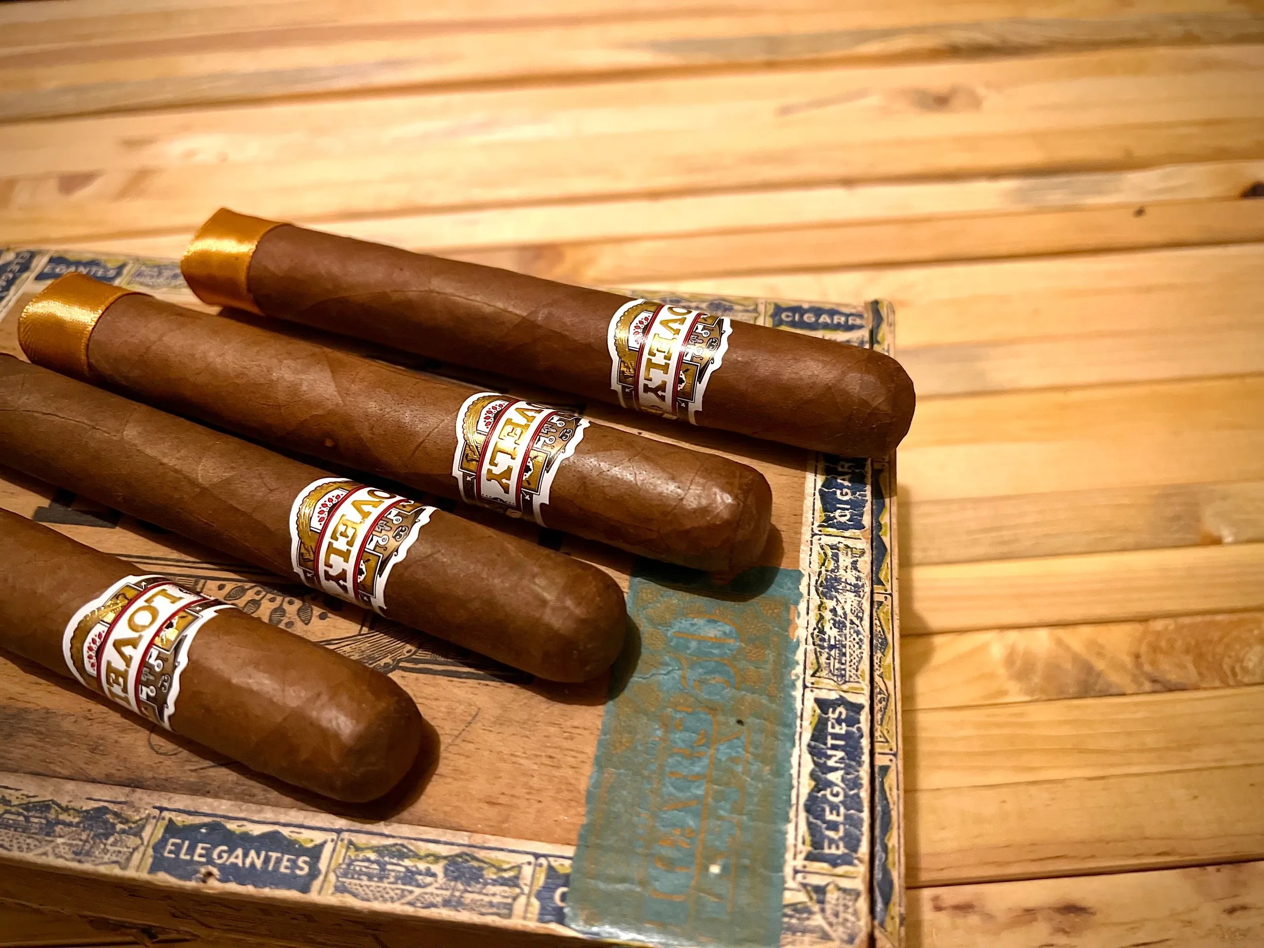 Ain't They Lovely - Lovely Cigars lined up with core labels.