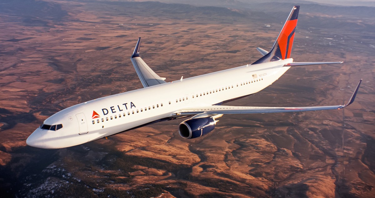 Delta Airline airplane flying