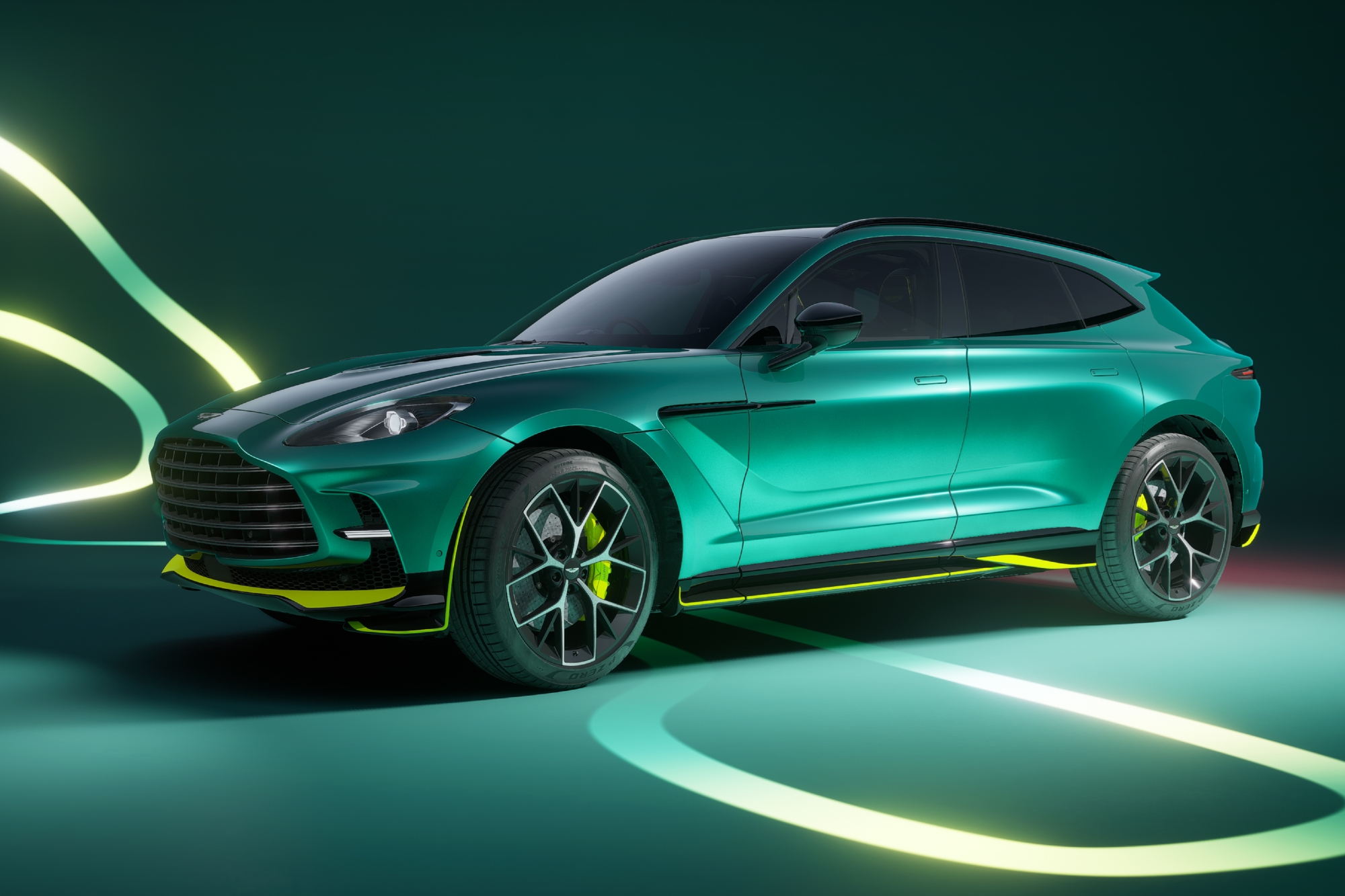 Front left three-quarter view of the Aston Martin DBX707 AMR24 Edition.