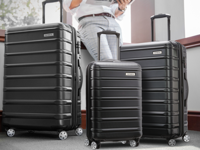 Samsonite Omni 2 hardshell 3-piece luggage set prime day deal