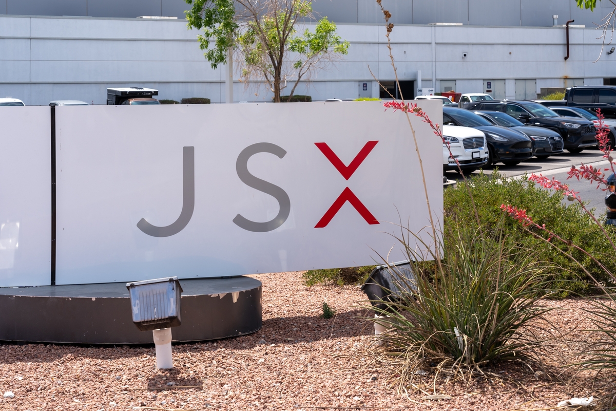 JSX Airlines logo