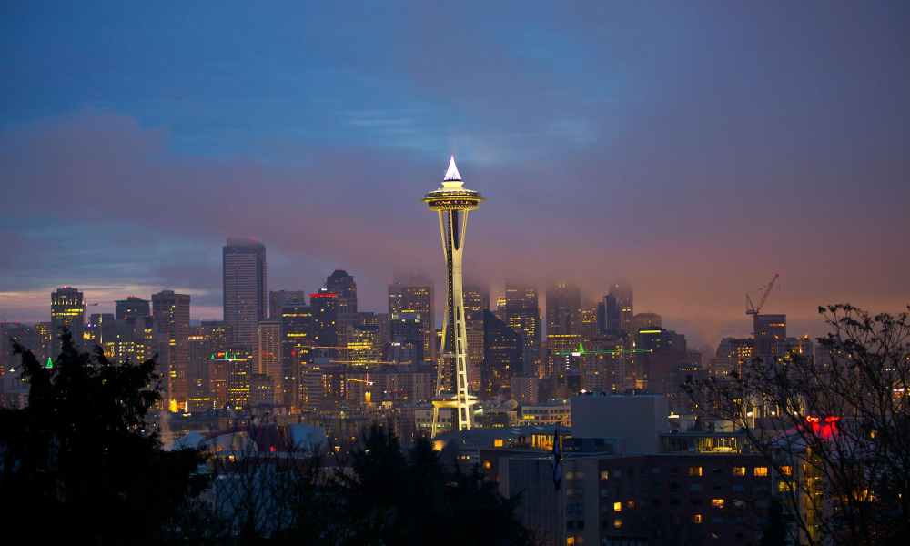 space needle in seattle washington at night