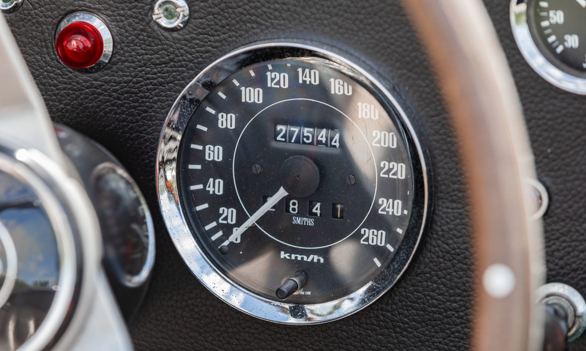 1963 Shelby 289 Cobra driven by Steve McQueen odometer in kmh.