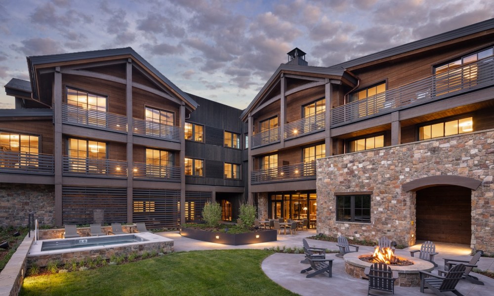 Courtyard at the Rusty Parrot Lodge & Spa