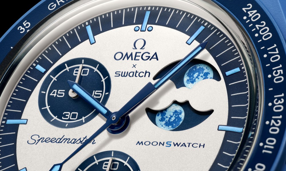 dial of the Moonswatch super blue moon