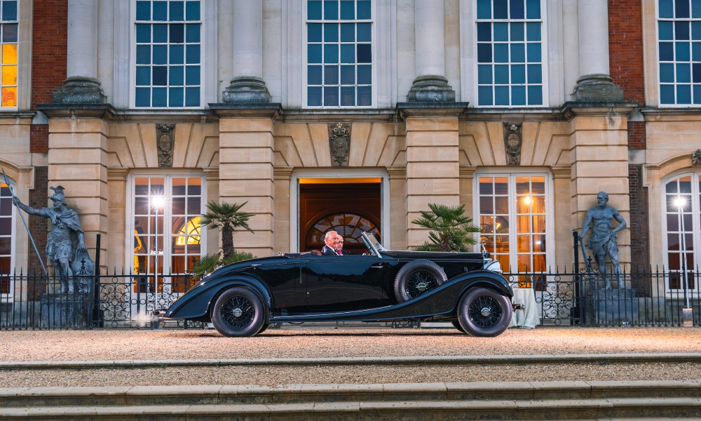 1937 Rolls-Royce Phanton III Convertible by Inskip at Concours of Elegance 2024 right profile.