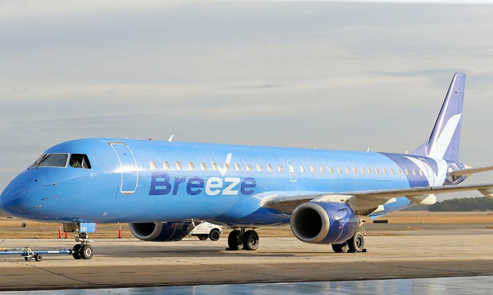 Breeze Airways airplane