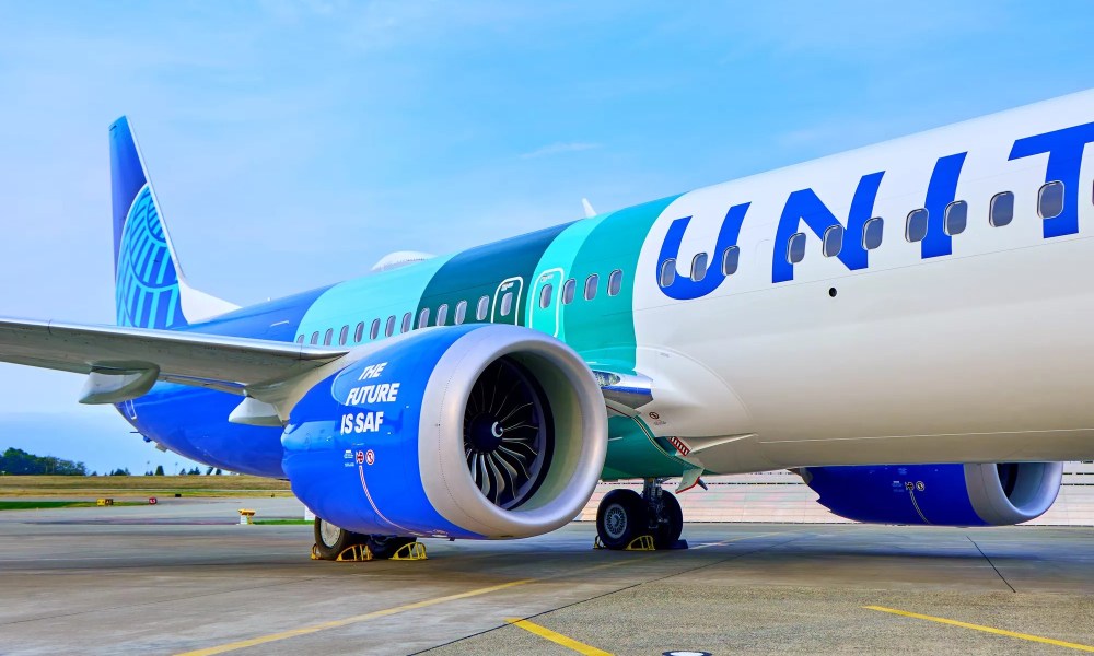 United plane with SAF logo