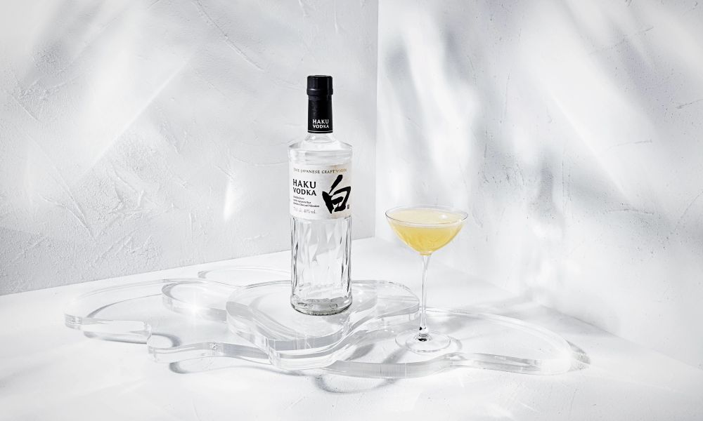 yuzu martini cocktail haku  4