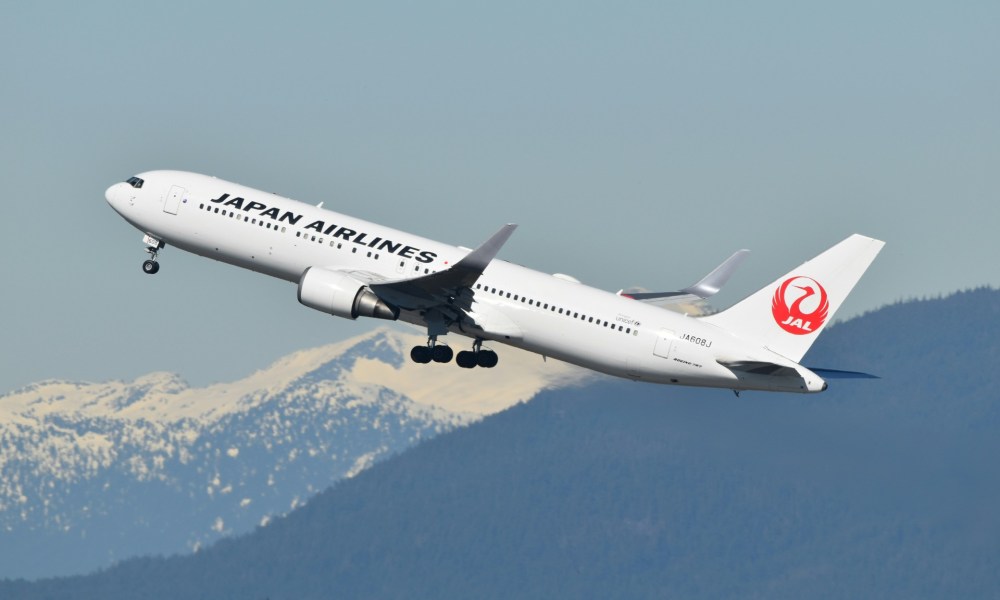 JAL airplane taking off