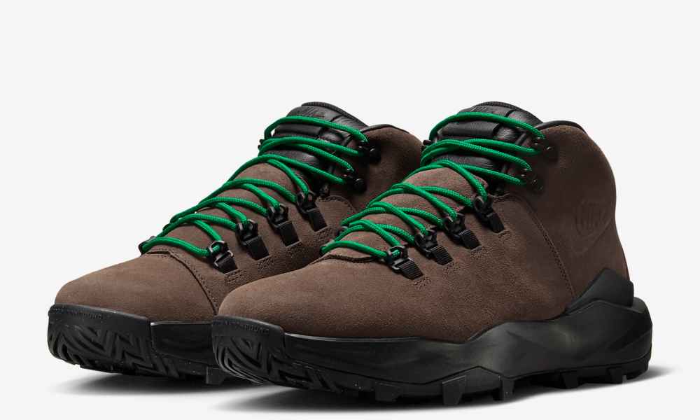 Nike hiking boots on sale