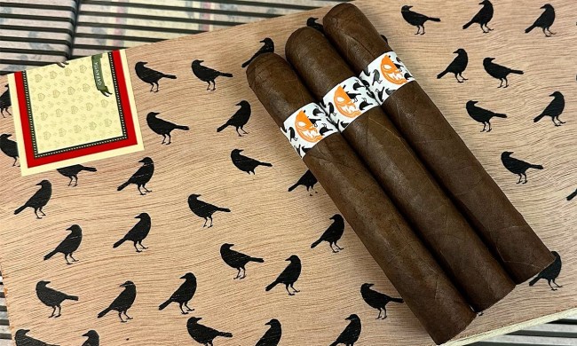 Viaje The Crow Hallwoeen release for cigars