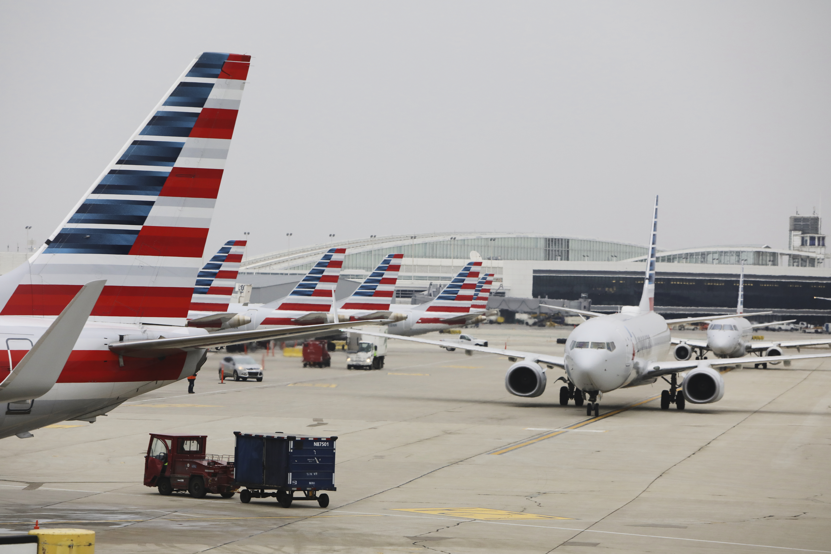 American Airlines planes