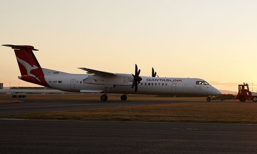 Qantaslink Dash 8-Q400