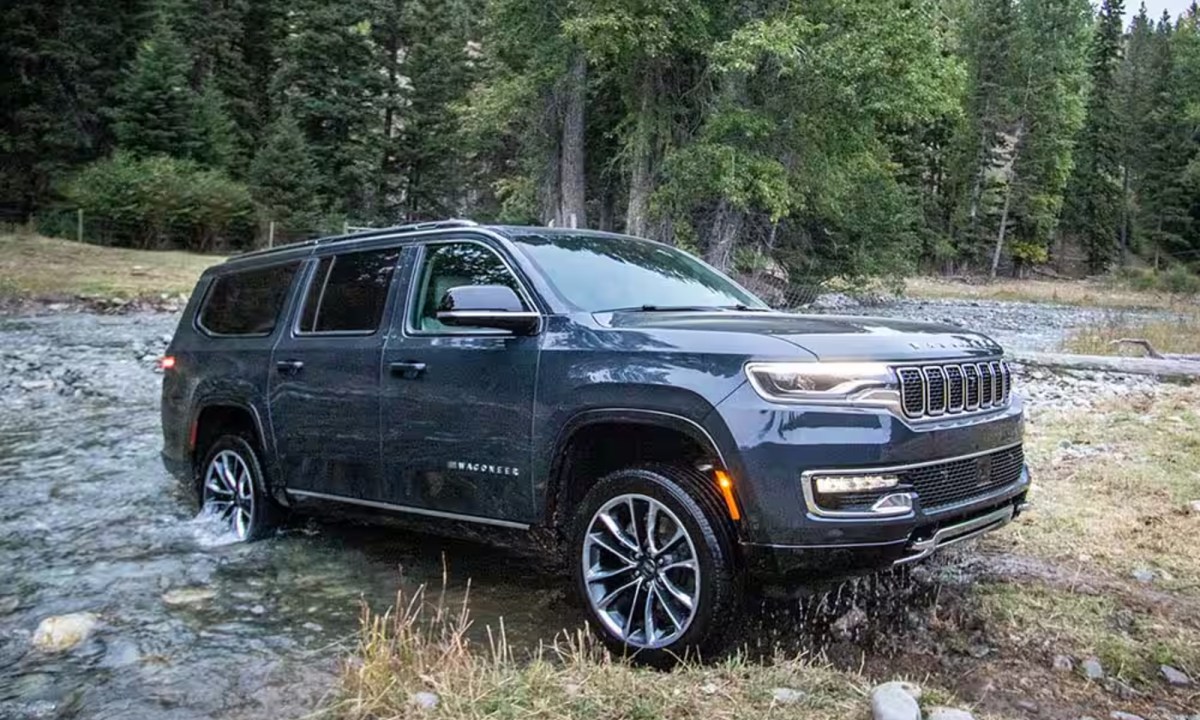 2025 Jeep Wagoneer L